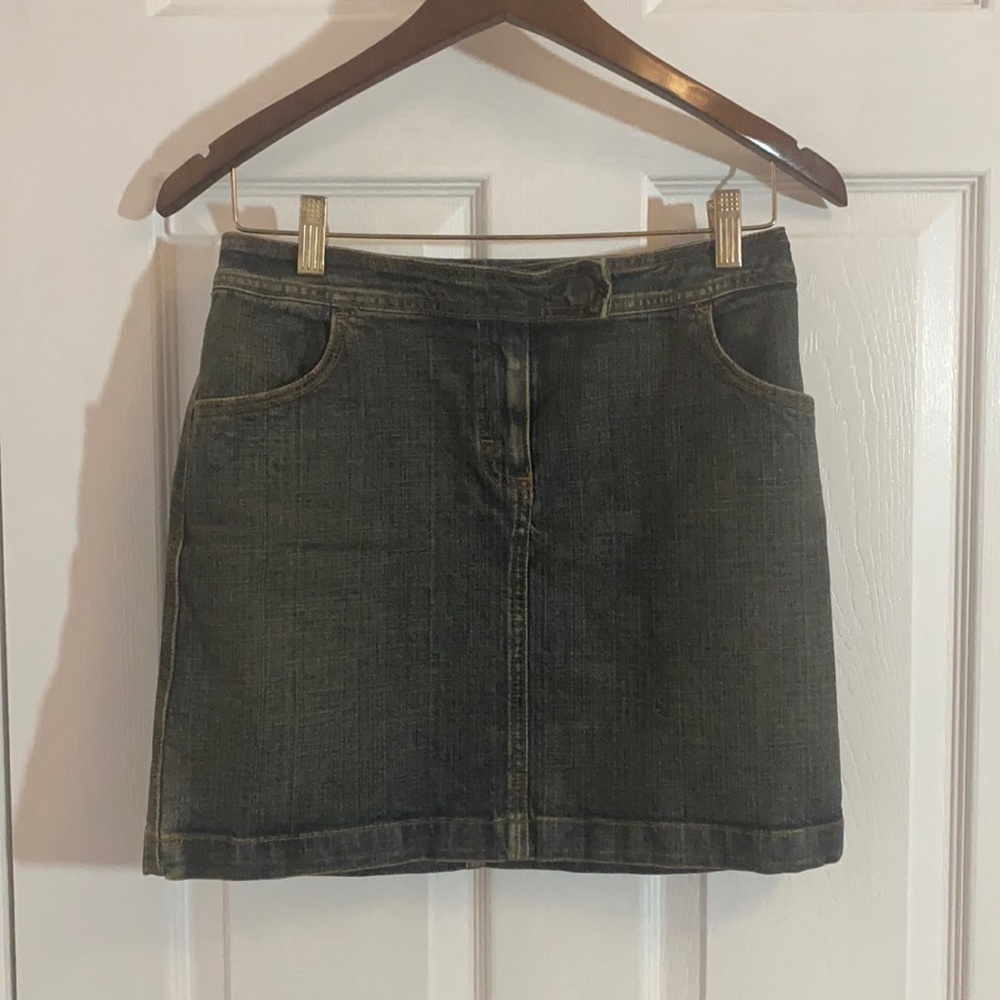 EUC J Crew Denim vintage wash mini-skirt size 2
